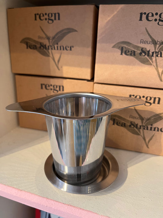 Tea Strainer with Stand